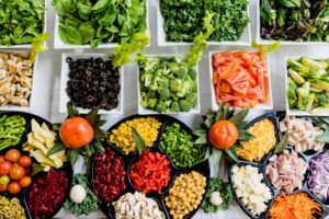 豊胸できる食べ物ってあるの？食べ物でバストアップのウソほんと？！